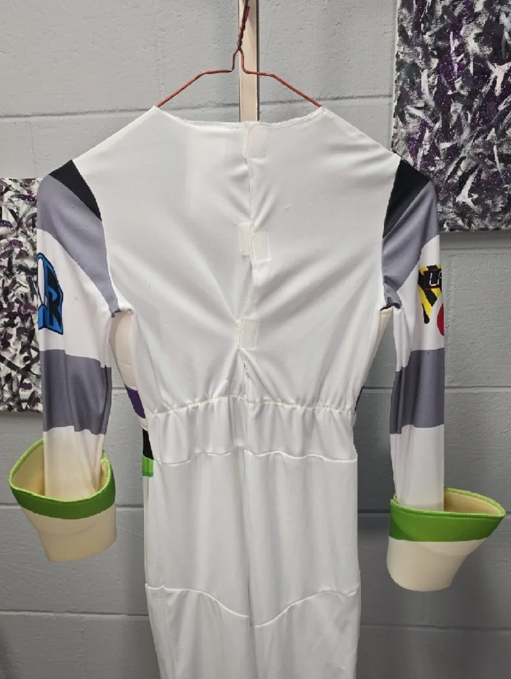 Buzz Lightyear Kids Costume - White & Green Space Ranger Suit - Picture 5 of 14
